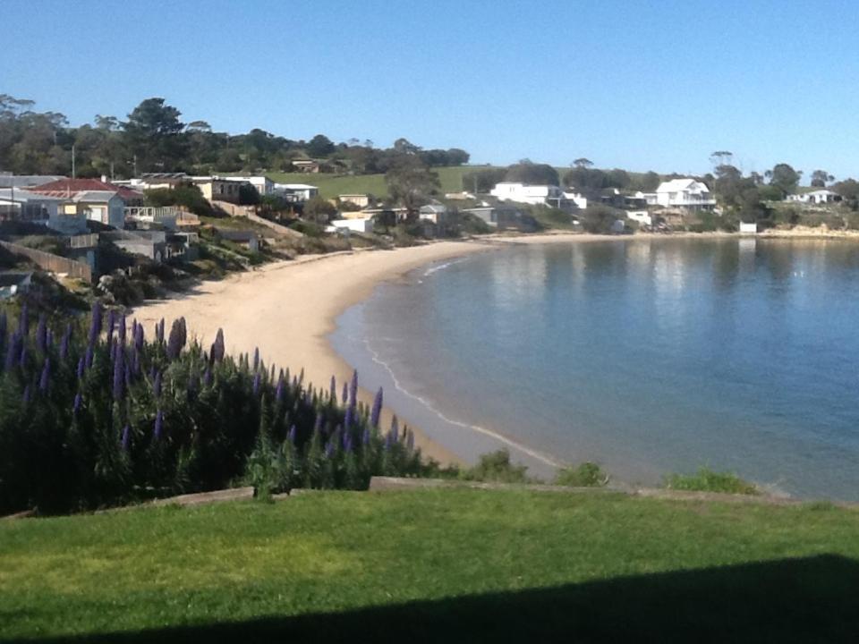Beach Buoy Opossum Bay South Arm Exterior foto