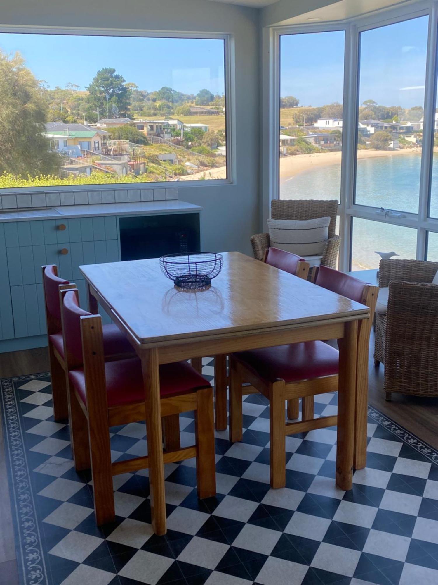 Beach Buoy Opossum Bay South Arm Exterior foto